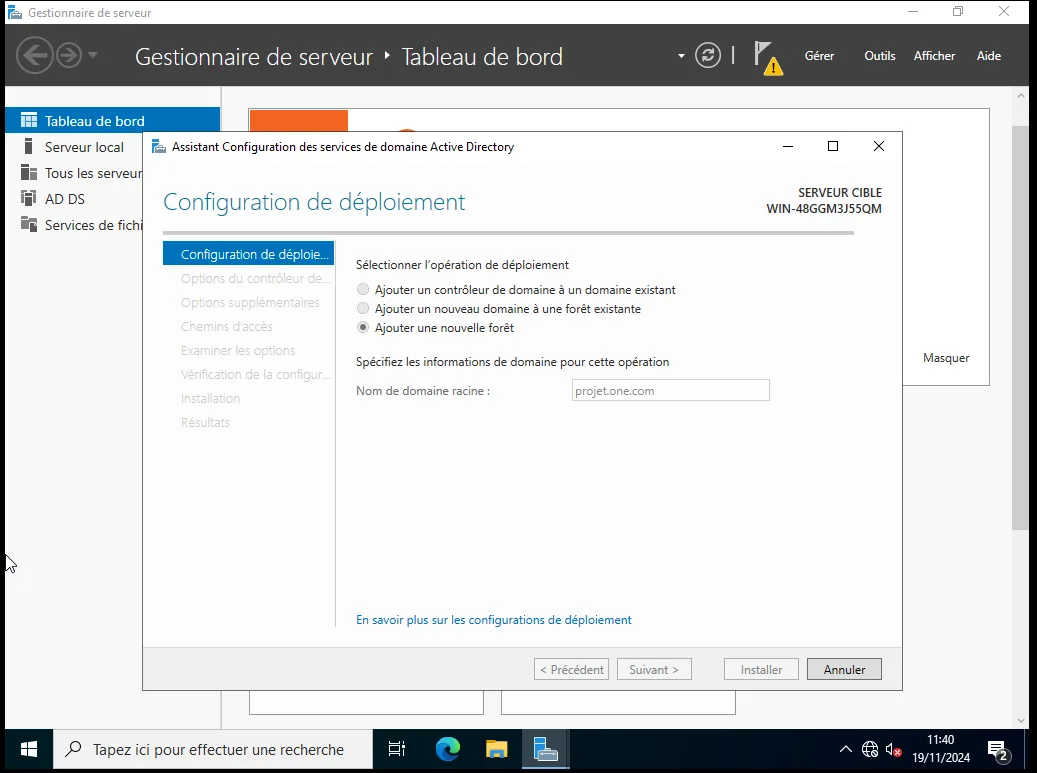Assistant de configuration AD DS sur Windows Server avec l'option « Ajouter une nouvelle forêt » et le domaine racine projet.one.com.